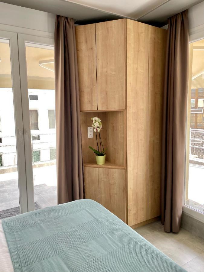 Domus City Apartment With Wonderful Balcony سالونيك المظهر الخارجي الصورة